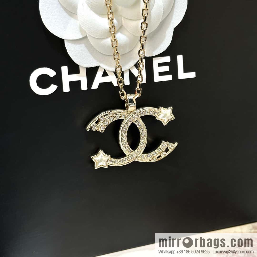 ☀️New ☑️ Chanel Full Diamond Double C Pentagram ⭐ Star Necklace ☀️