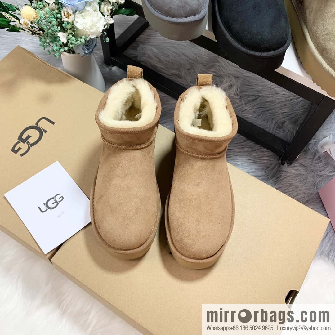 ๐ฐ๐ฐUGG thick bottom mini low top ๐พ~ snow boots