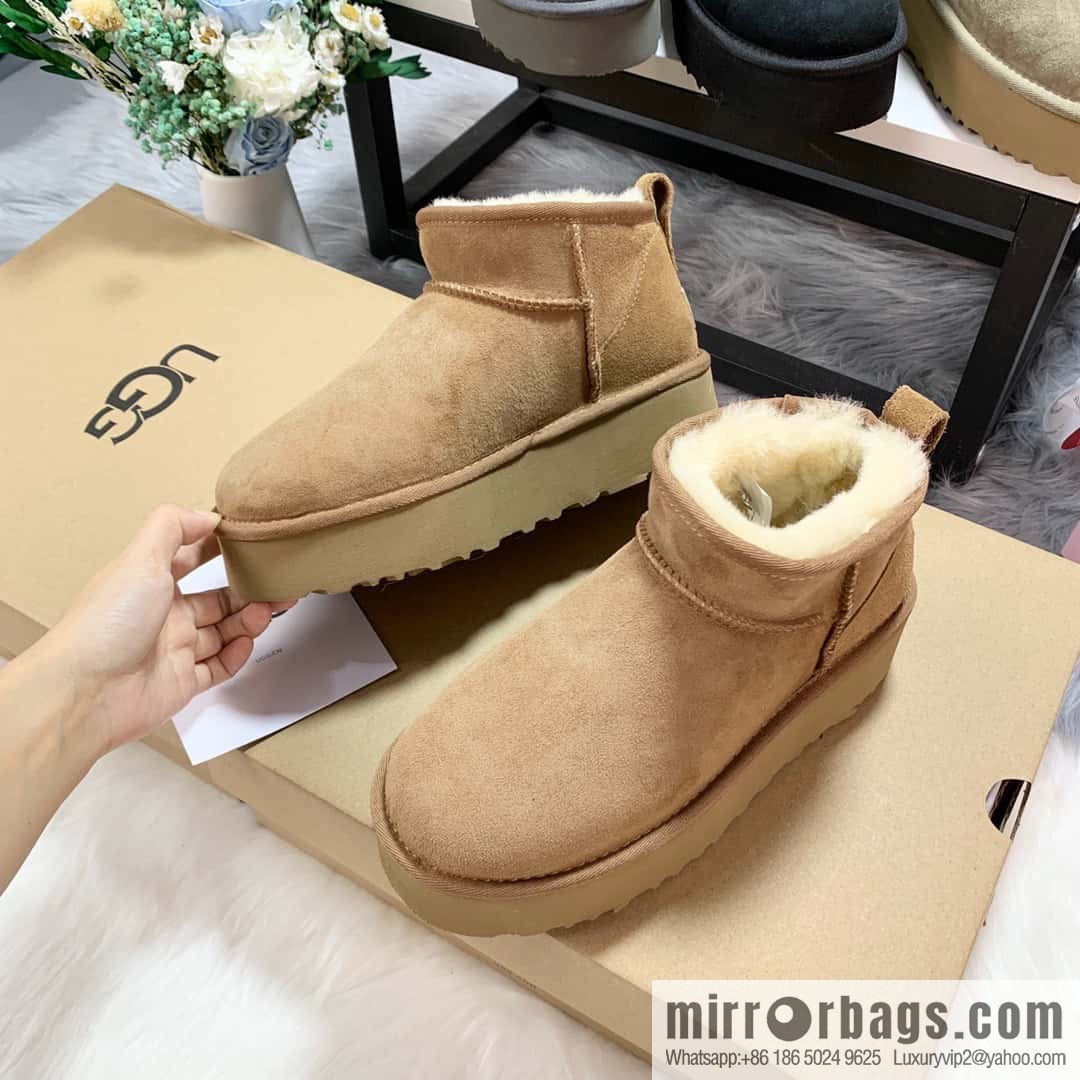 ๐ฐ๐ฐUGG thick bottom mini low top ๐พ~ snow boots