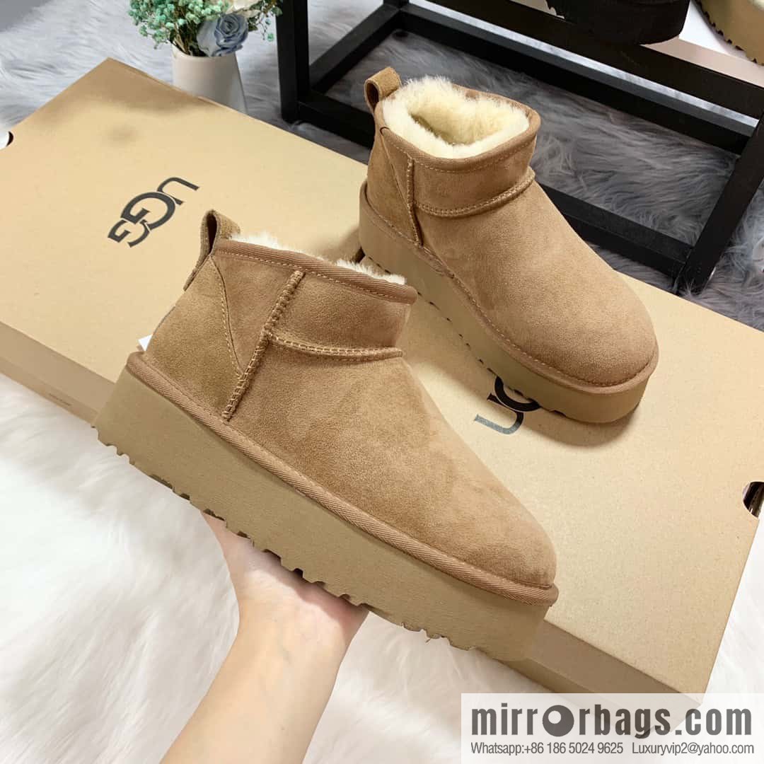 ๐ฐ๐ฐUGG thick bottom mini low top ๐พ~ snow boots