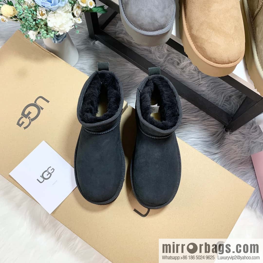 ๐ฐ๐ฐUGG thick bottom mini low top ๐พ~ snow boots