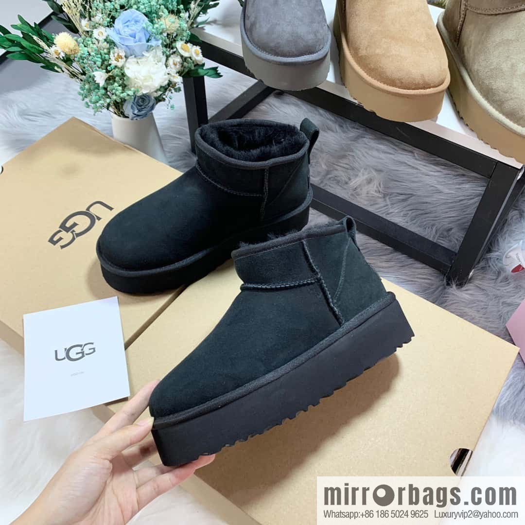 ๐ฐ๐ฐUGG thick bottom mini low top ๐พ~ snow boots