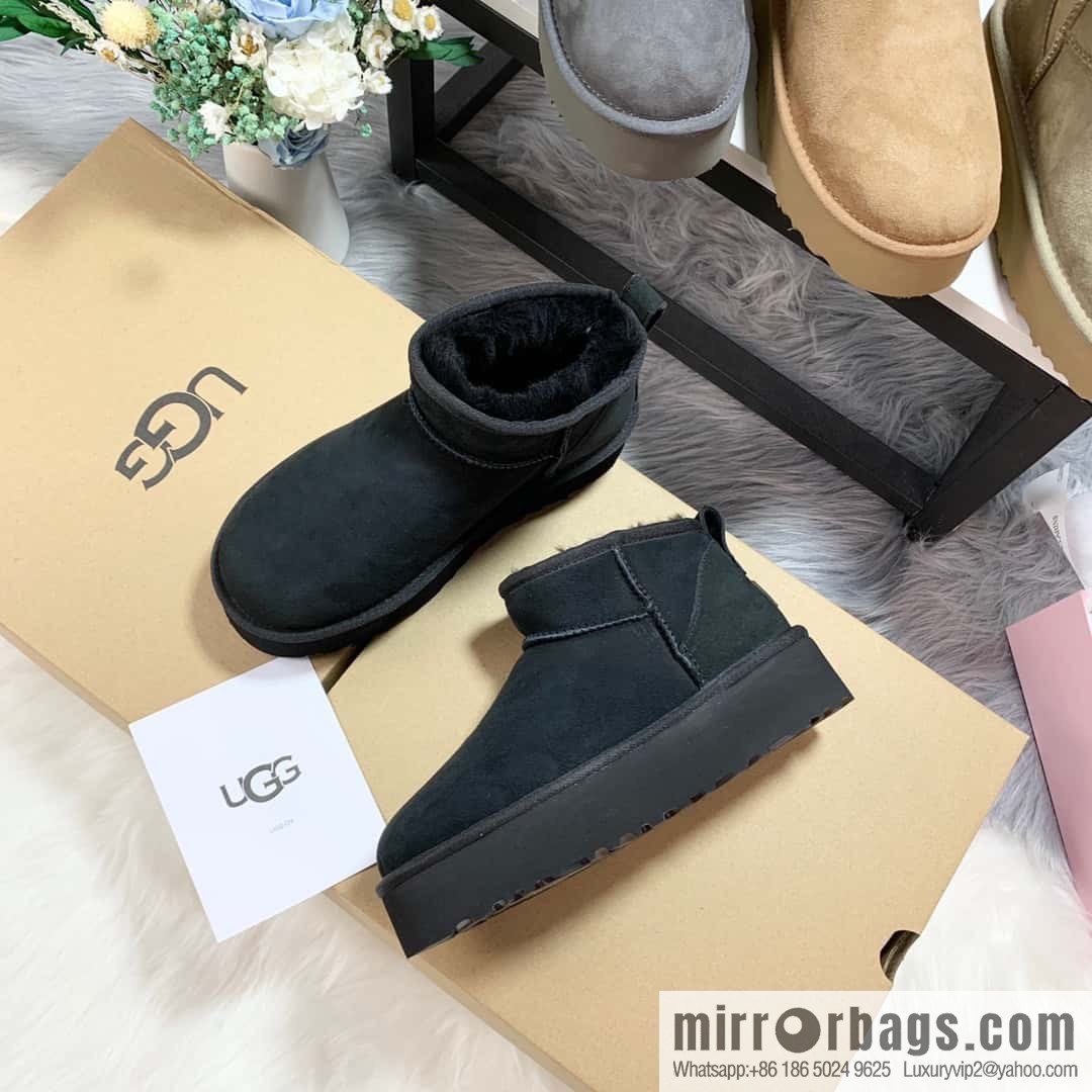 ๐ฐ๐ฐUGG thick bottom mini low top ๐พ~ snow boots