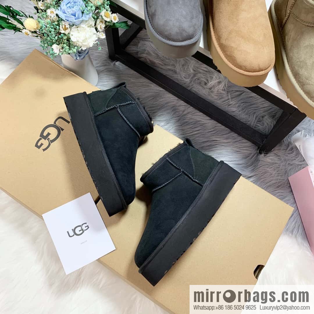 ๐ฐ๐ฐUGG thick bottom mini low top ๐พ~ snow boots