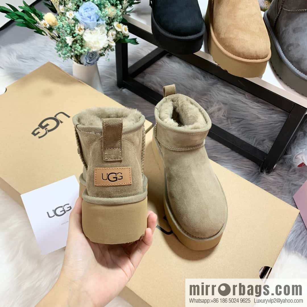 π°π°UGG thick bottom mini low top πΎ~ snow boots