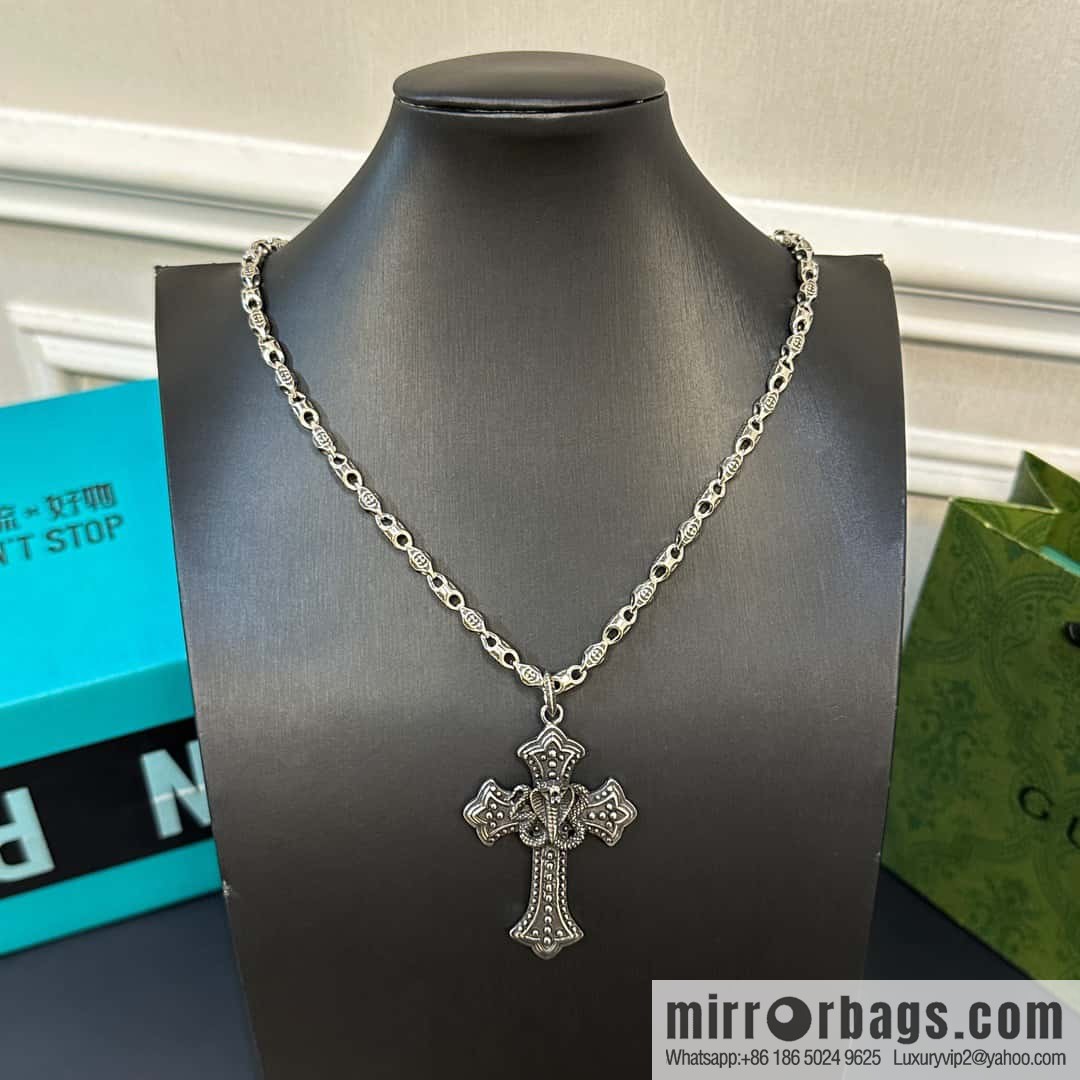 New Gucci Gucci Cross Snake Necklace