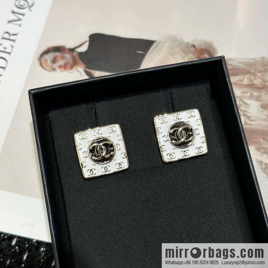 ☀️Original ☀️ new ☑️ Chanel c1 double c square earrings ☀️