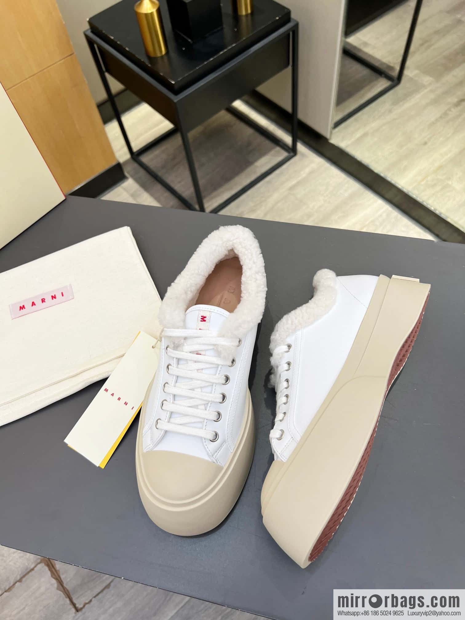 🐰🐰MARNI star with ❤️‍🔥 high version MARNI catwalk model flat shoes