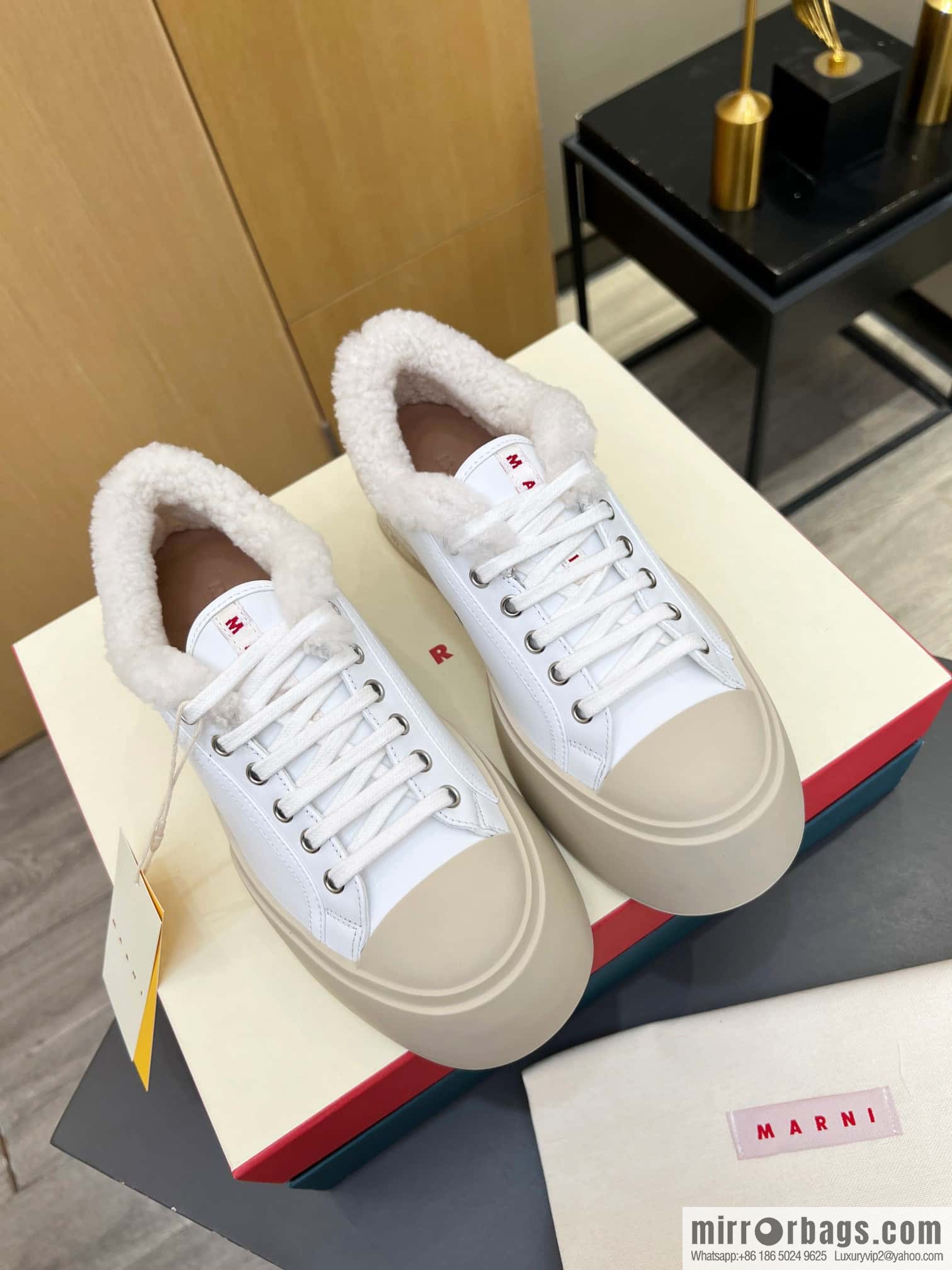 🐰🐰MARNI star with ❤️‍🔥 high version MARNI catwalk model flat shoes