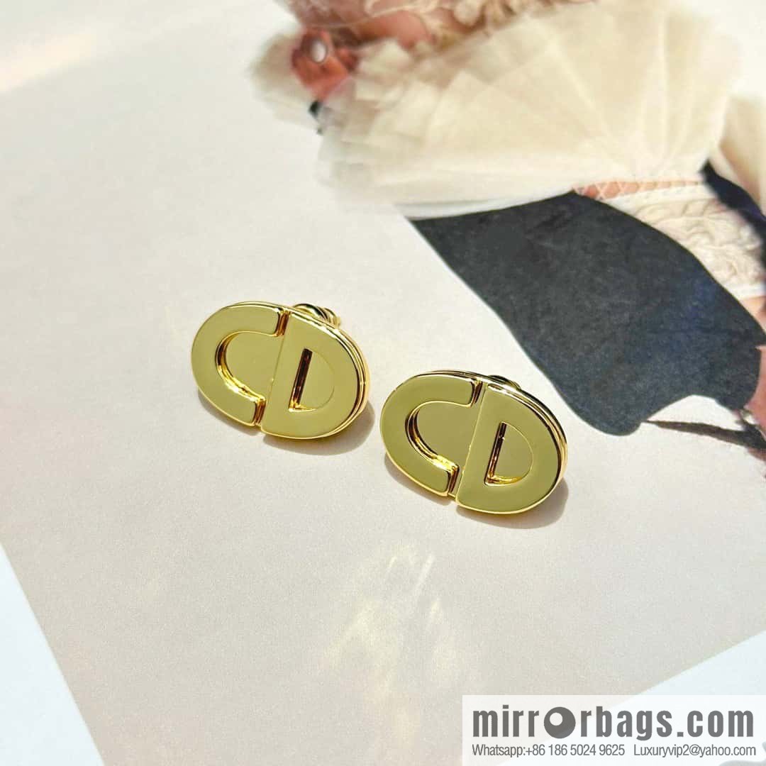 New ☑️ Dior gold CD earrings stud earrings