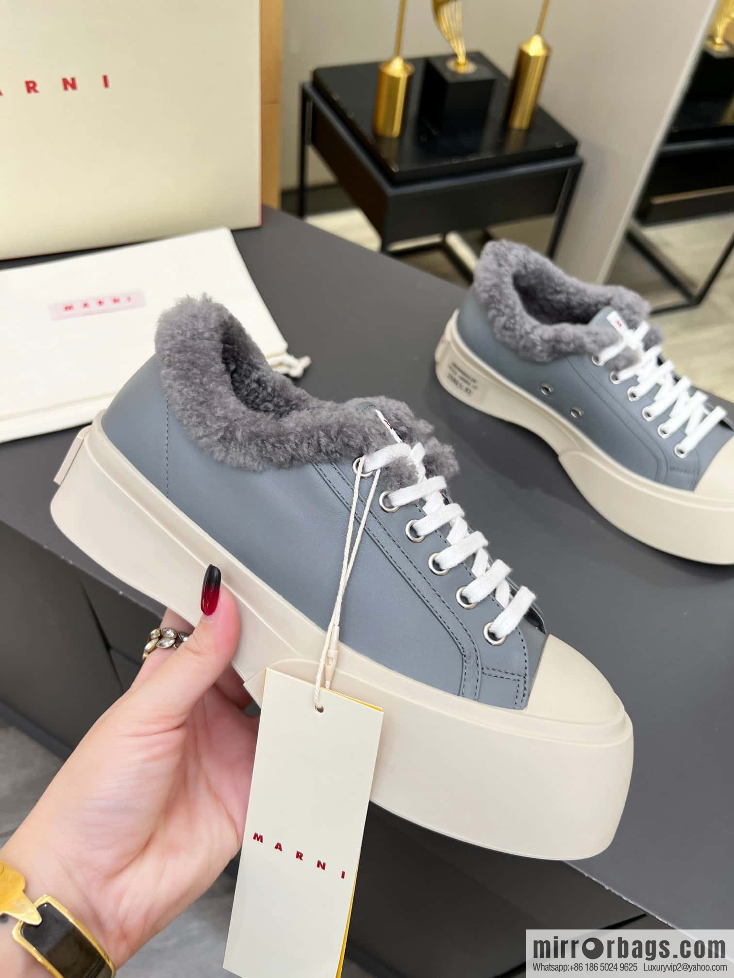 🐰🐰MARNI star with ❤️‍🔥 high version MARNI catwalk model flat shoes