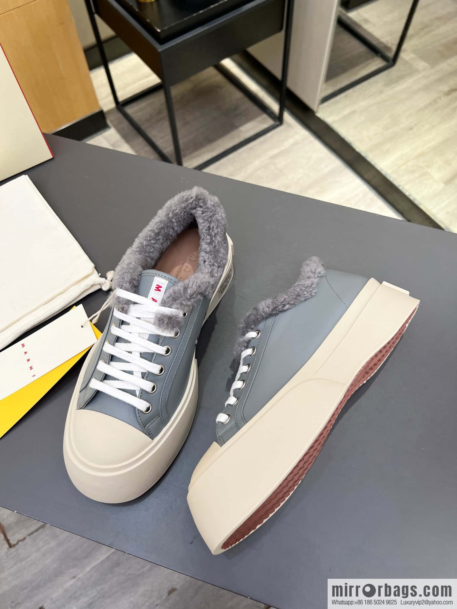 🐰🐰MARNI star with ❤️‍🔥 high version MARNI catwalk model flat shoes