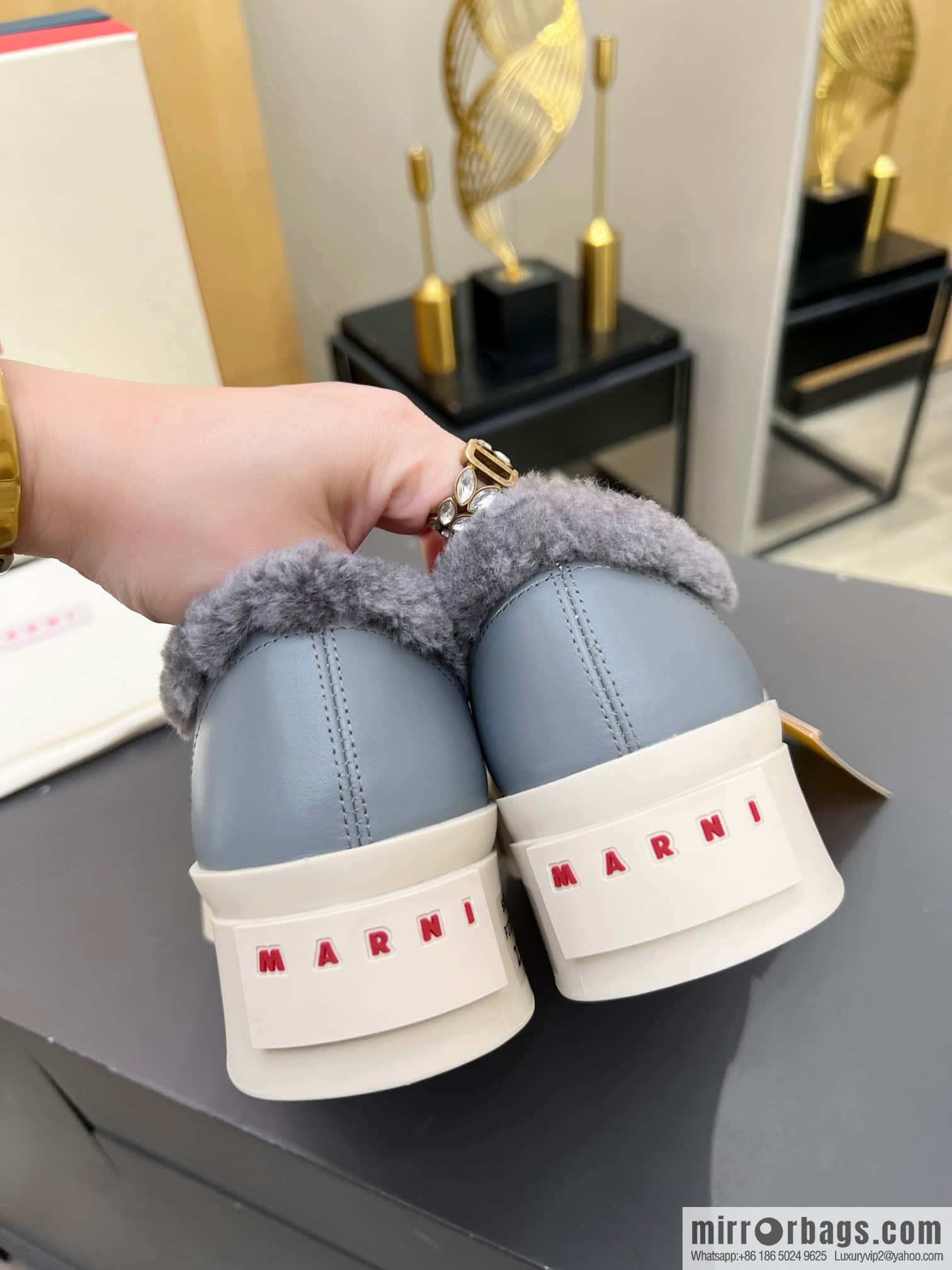 🐰🐰MARNI star with ❤️‍🔥 high version MARNI catwalk model flat shoes