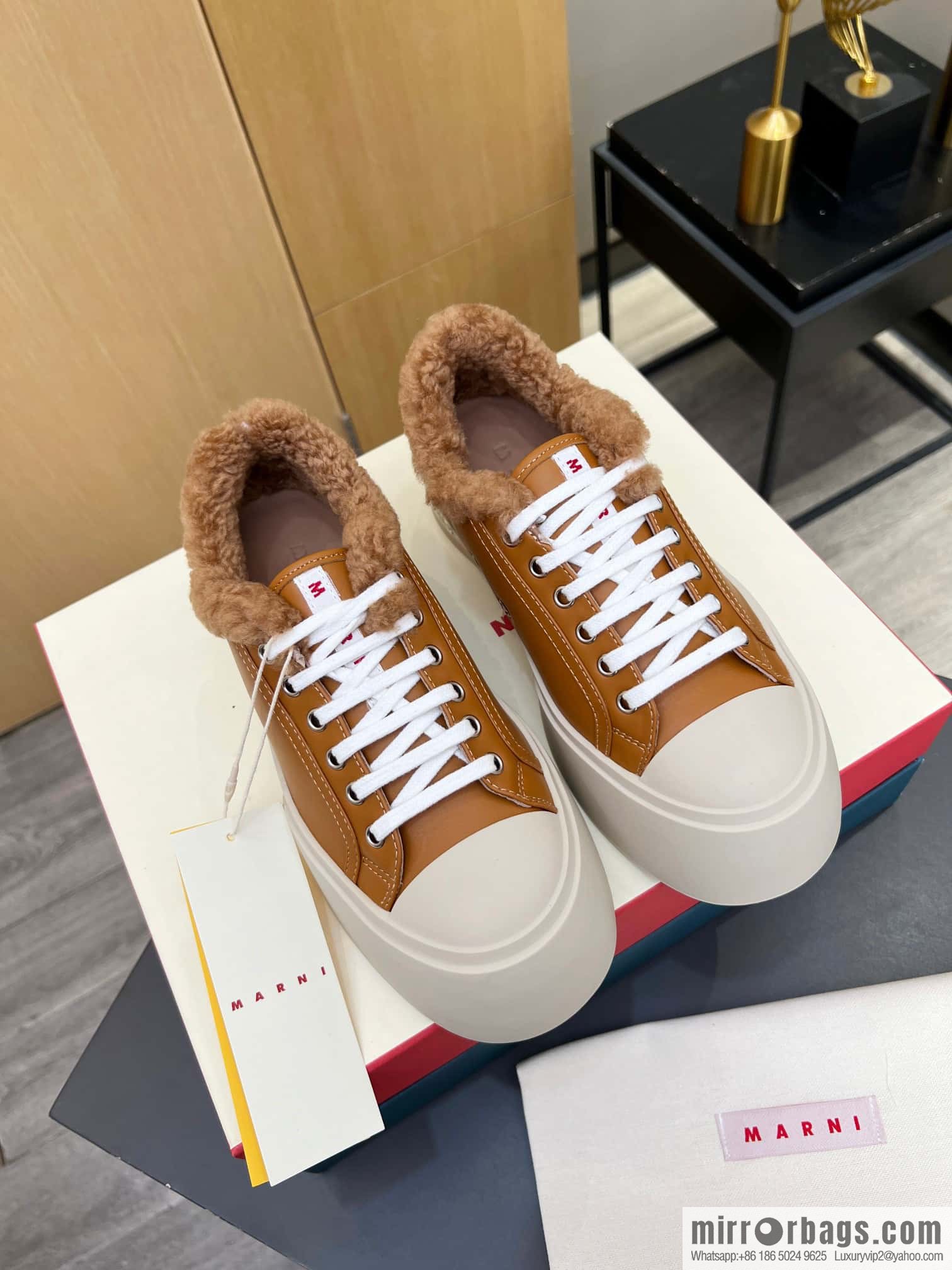 🐰🐰MARNI star with ❤️‍🔥 high version MARNI catwalk model flat shoes