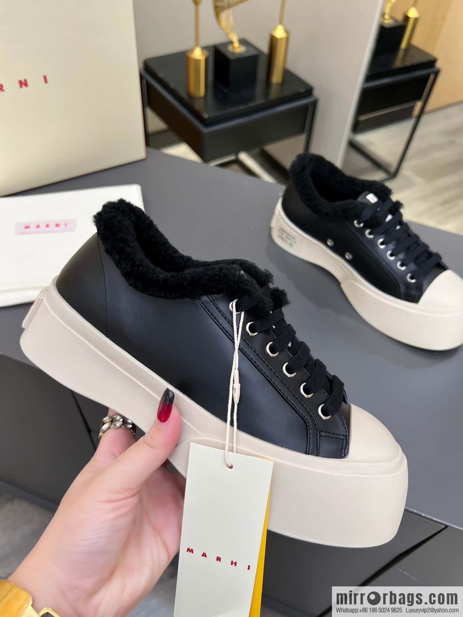 🐰🐰MARNI star with ❤️‍🔥 high version MARNI catwalk model flat shoes