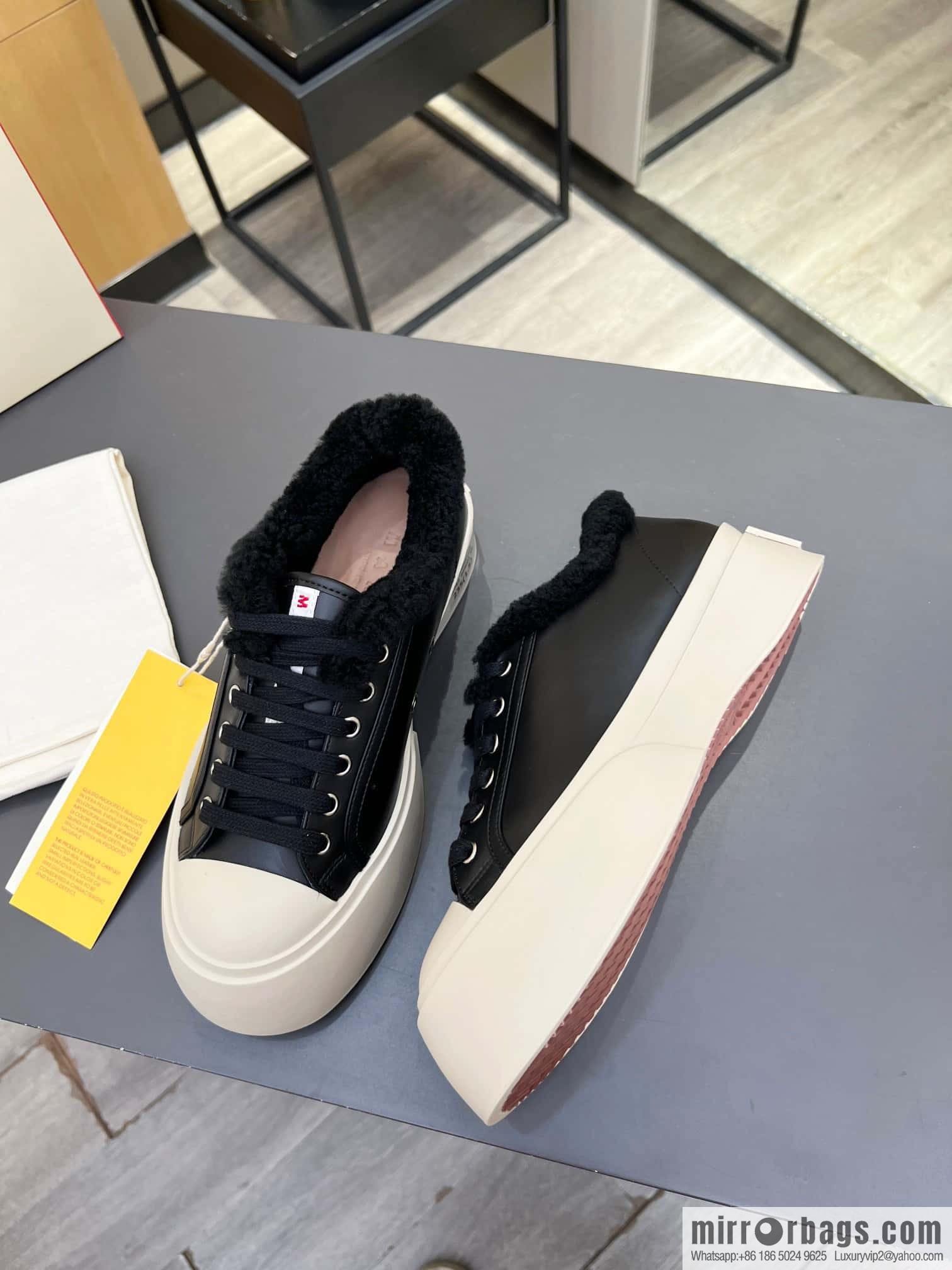 🐰🐰MARNI star with ❤️‍🔥 high version MARNI catwalk model flat shoes