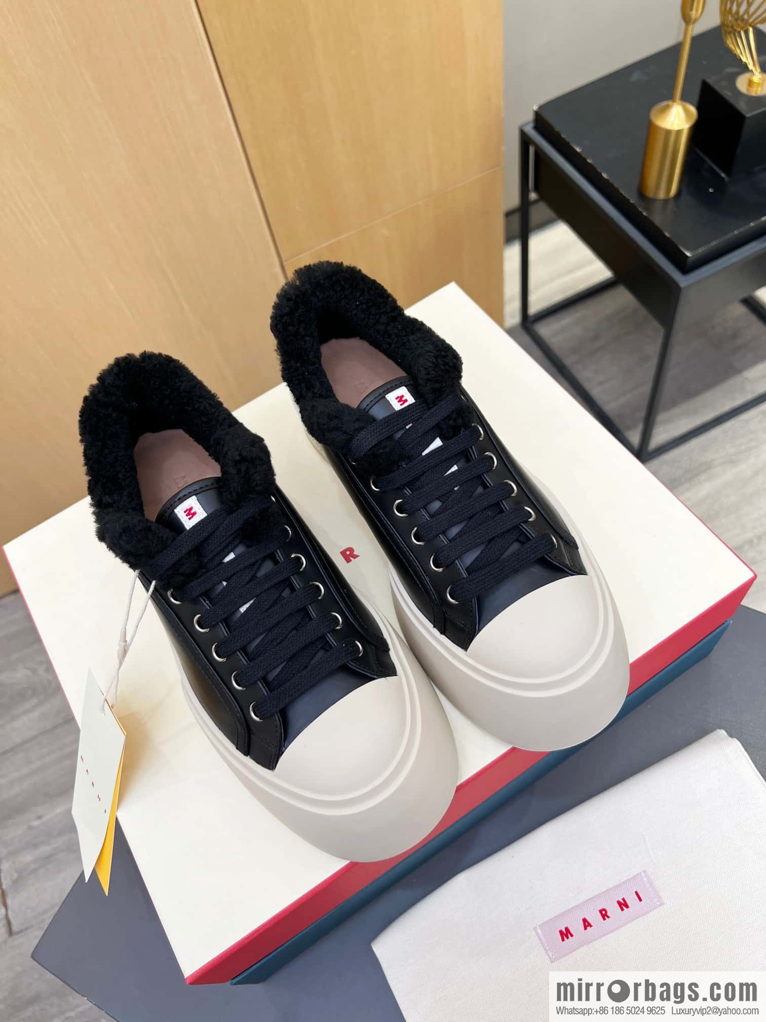 🐰🐰MARNI star with ❤️‍🔥 high version MARNI catwalk model flat shoes