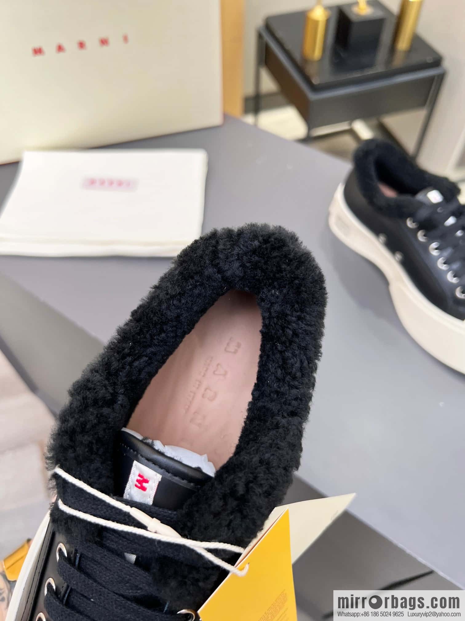 🐰🐰MARNI star with ❤️‍🔥 high version MARNI catwalk model flat shoes