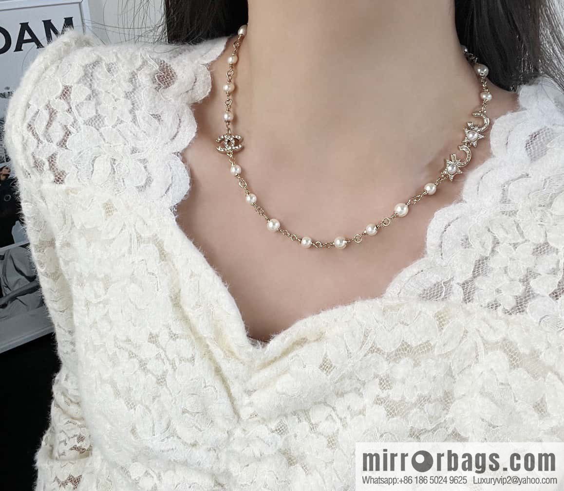 ☀️New ☑️ Chanel full diamond double C pearl coco necklace ☀️