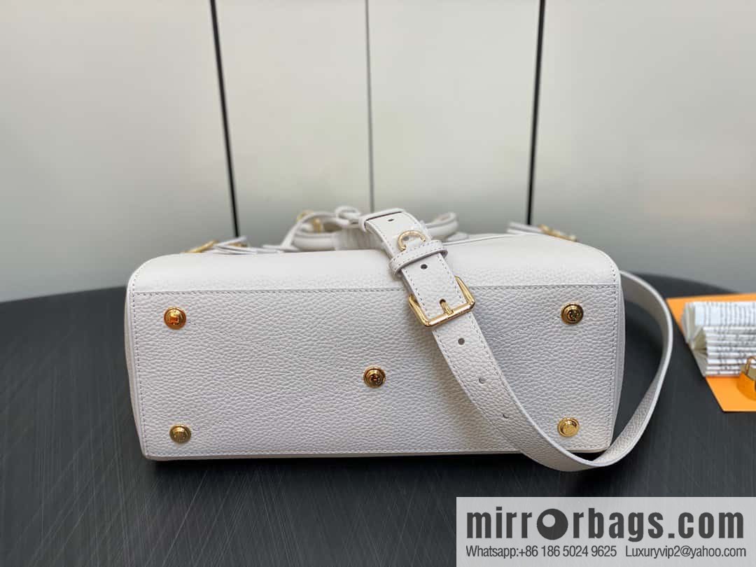 [Boutique‑grade] M22914 black full leather portable women's bag series Lock It MM handbag M22914 22925 22927 23061 Ays Lock It MM bag