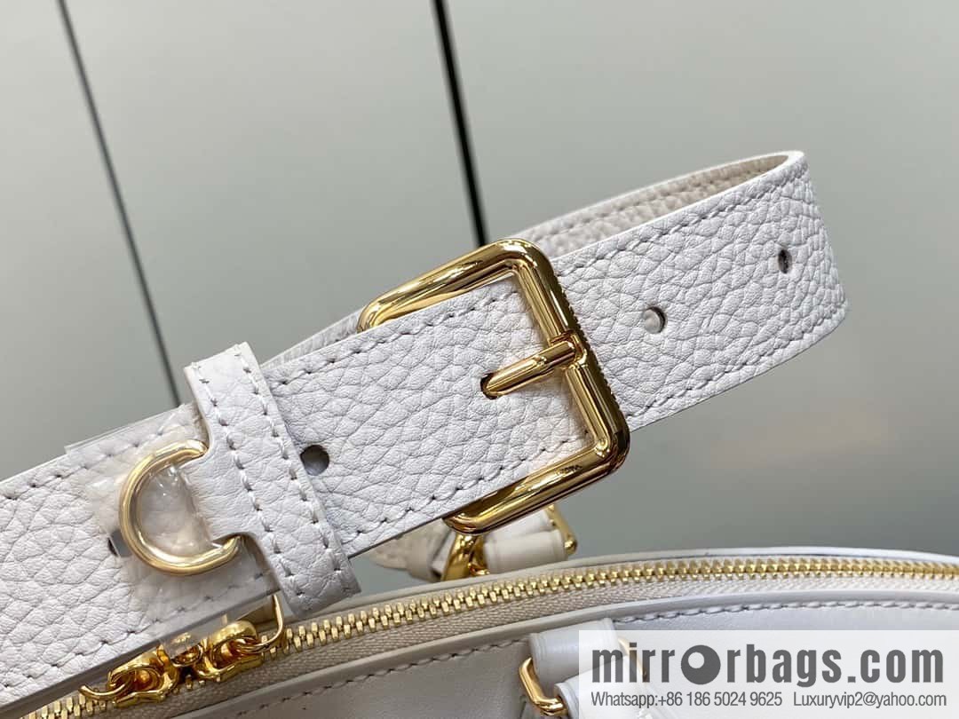 [Boutique‑grade] M22914 black full leather portable women's bag series Lock It MM handbag M22914 22925 22927 23061 Ays Lock It MM bag