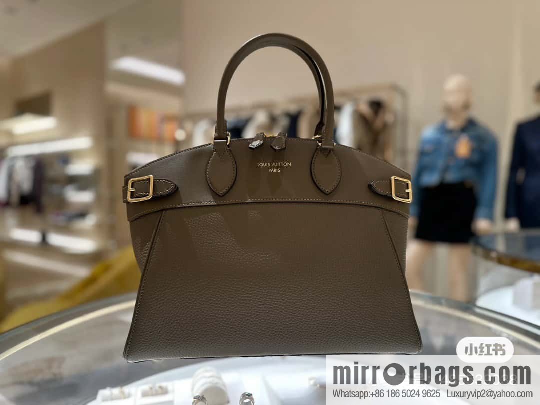 [Boutique‑grade] M22914 black full leather portable women's bag series Lock It MM handbag M22914 22925 22927 23061 Ays Lock It MM bag