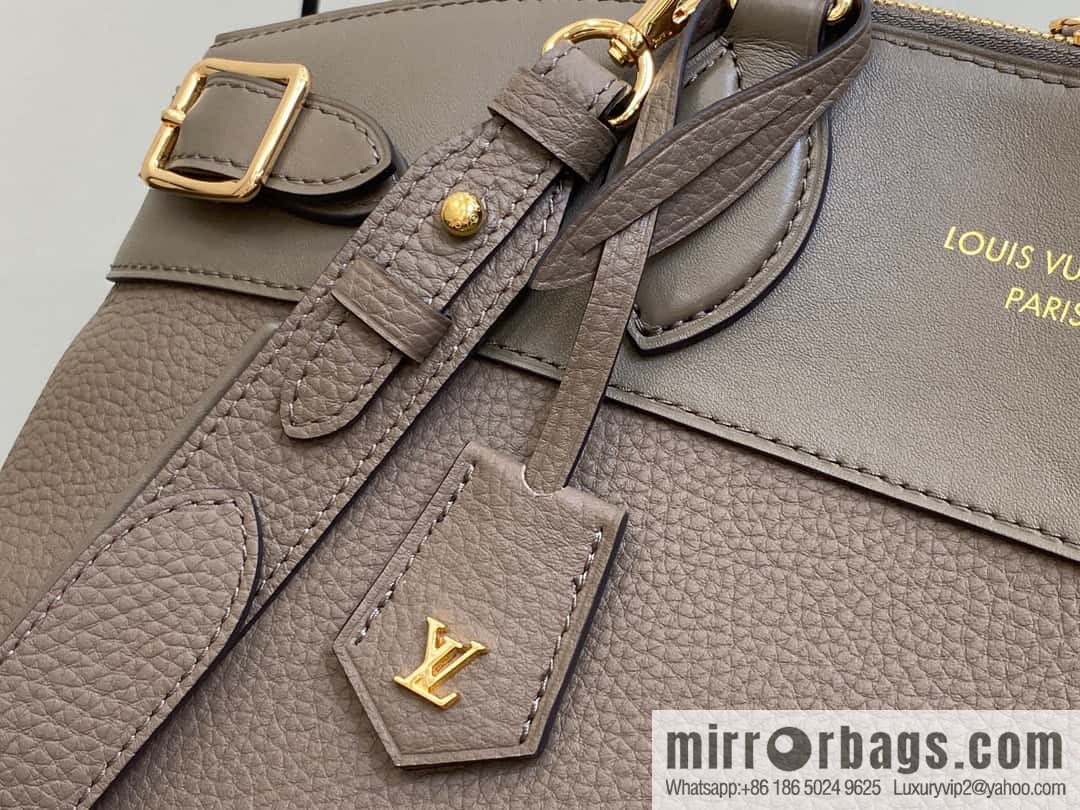 [Boutique‑grade] M22914 black full leather portable women's bag series Lock It MM handbag M22914 22925 22927 23061 Ays Lock It MM bag