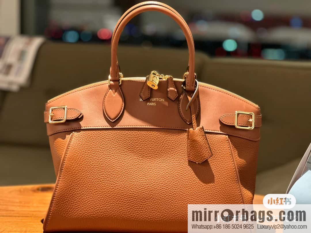 [Boutique‑grade] M22914 black full leather portable women's bag series Lock It MM handbag M22914 22925 22927 23061 Ays Lock It MM bag