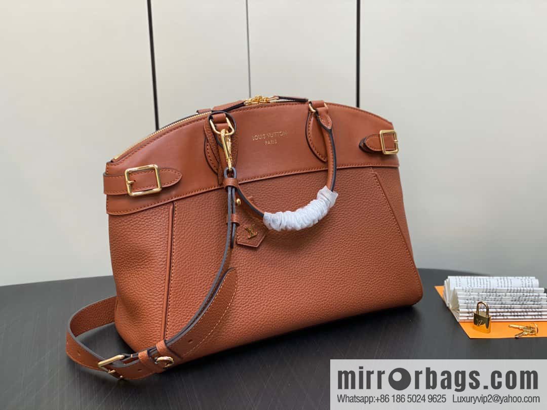 [Boutique‑grade] M22914 black full leather portable women's bag series Lock It MM handbag M22914 22925 22927 23061 Ays Lock It MM bag