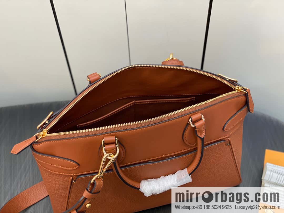 [Boutique‑grade] M22914 black full leather portable women's bag series Lock It MM handbag M22914 22925 22927 23061 Ays Lock It MM bag