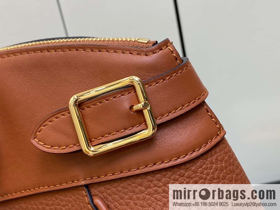 [Boutique‑grade] M22914 black full leather portable women's bag series Lock It MM handbag M22914 22925 22927 23061 Ays Lock It MM bag