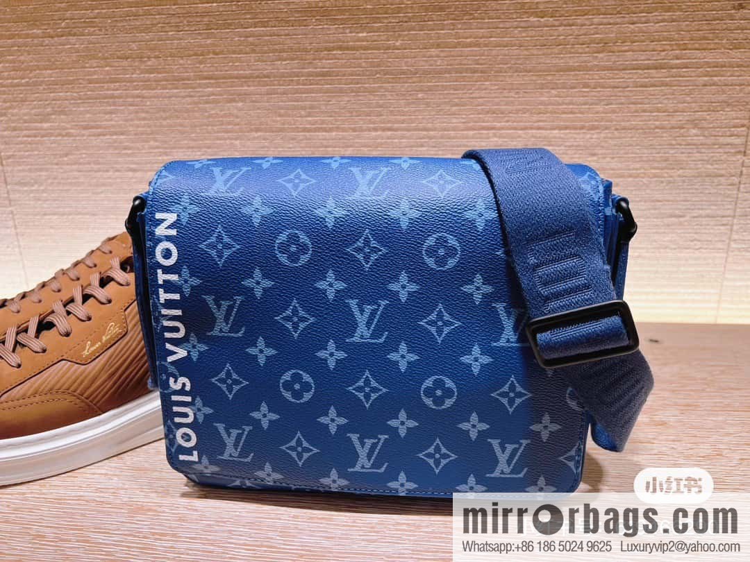 [Boutique‑grade] M23785 blue silk screen, men's bag messenger bag series District PM messenger bag
