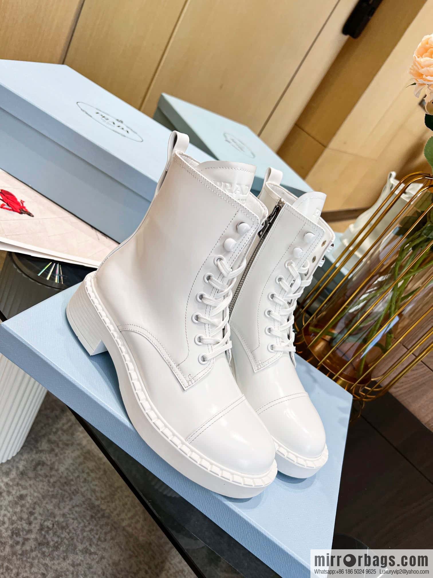 🐰🐰Top 🔝 2022SSS launched Prada boots series 🌲🌲 1 💥 PRADA early autumn and winter catwalk Internet celebrity with the same style