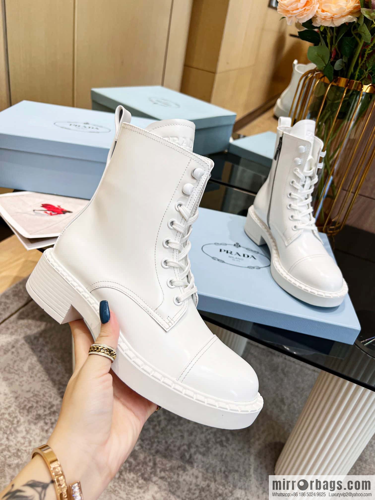 🐰🐰Top 🔝 2022SSS launched Prada boots series 🌲🌲 1 💥 PRADA early autumn and winter catwalk Internet celebrity with the same style