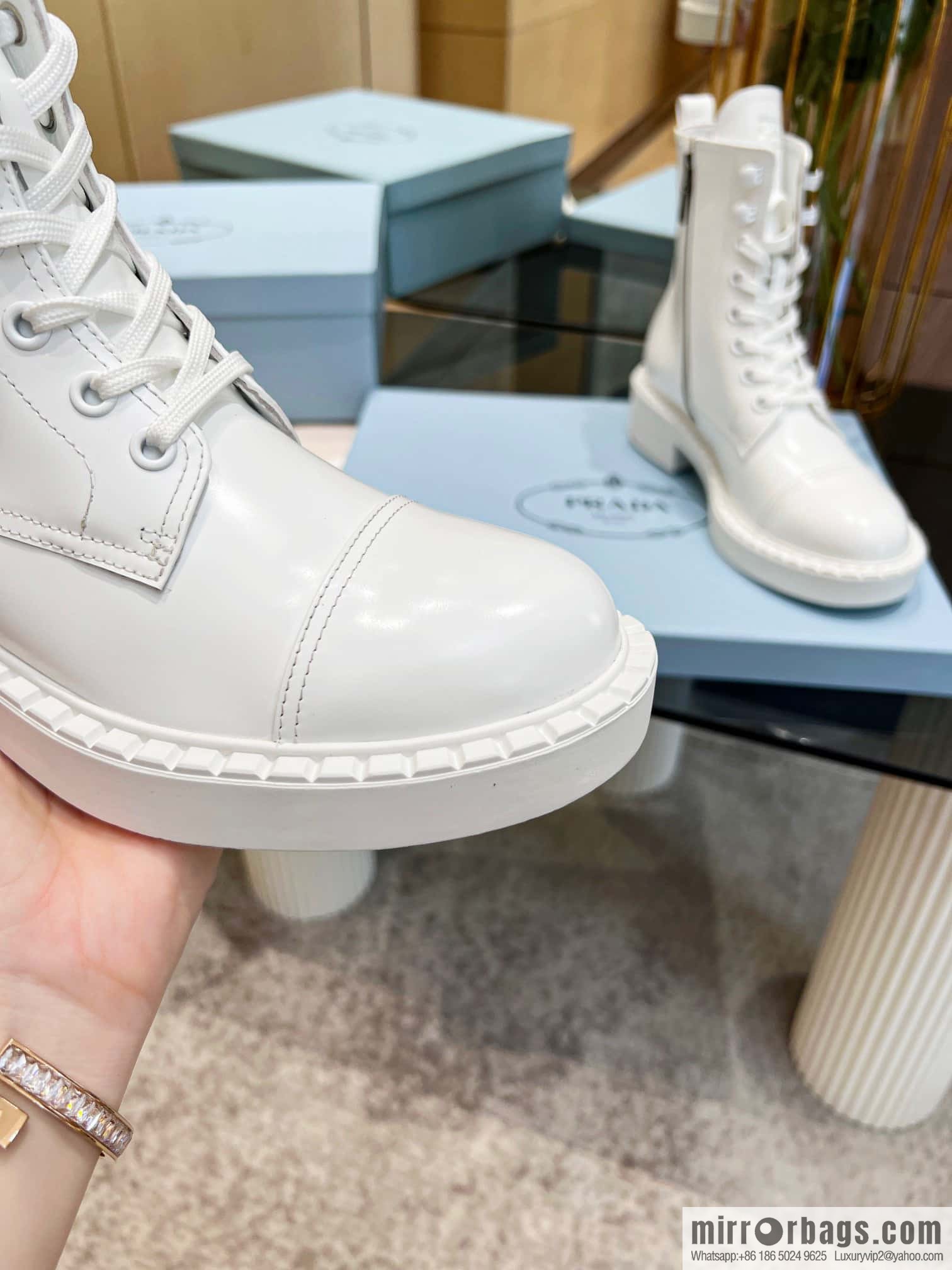 🐰🐰Top 🔝 2022SSS launched Prada boots series 🌲🌲 1 💥 PRADA early autumn and winter catwalk Internet celebrity with the same style