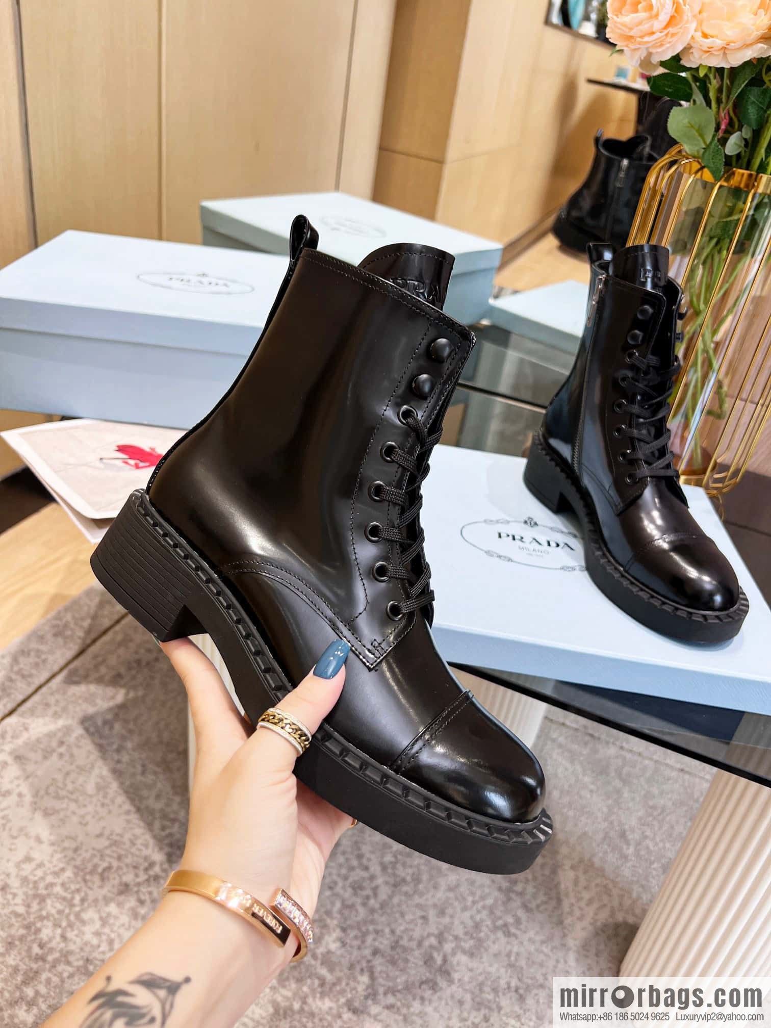 🐰🐰Top 🔝 2022SSS launched Prada boots series 🌲🌲 1 💥 PRADA early autumn and winter catwalk Internet celebrity with the same style