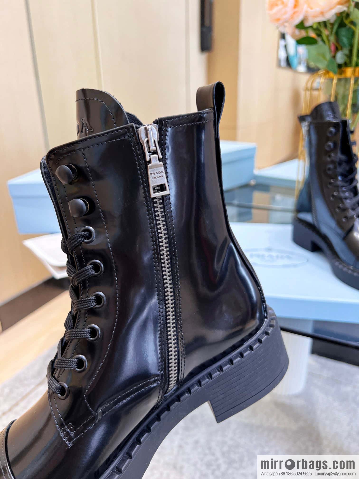 🐰🐰Top 🔝 2022SSS launched Prada boots series 🌲🌲 1 💥 PRADA early autumn and winter catwalk Internet celebrity with the same style
