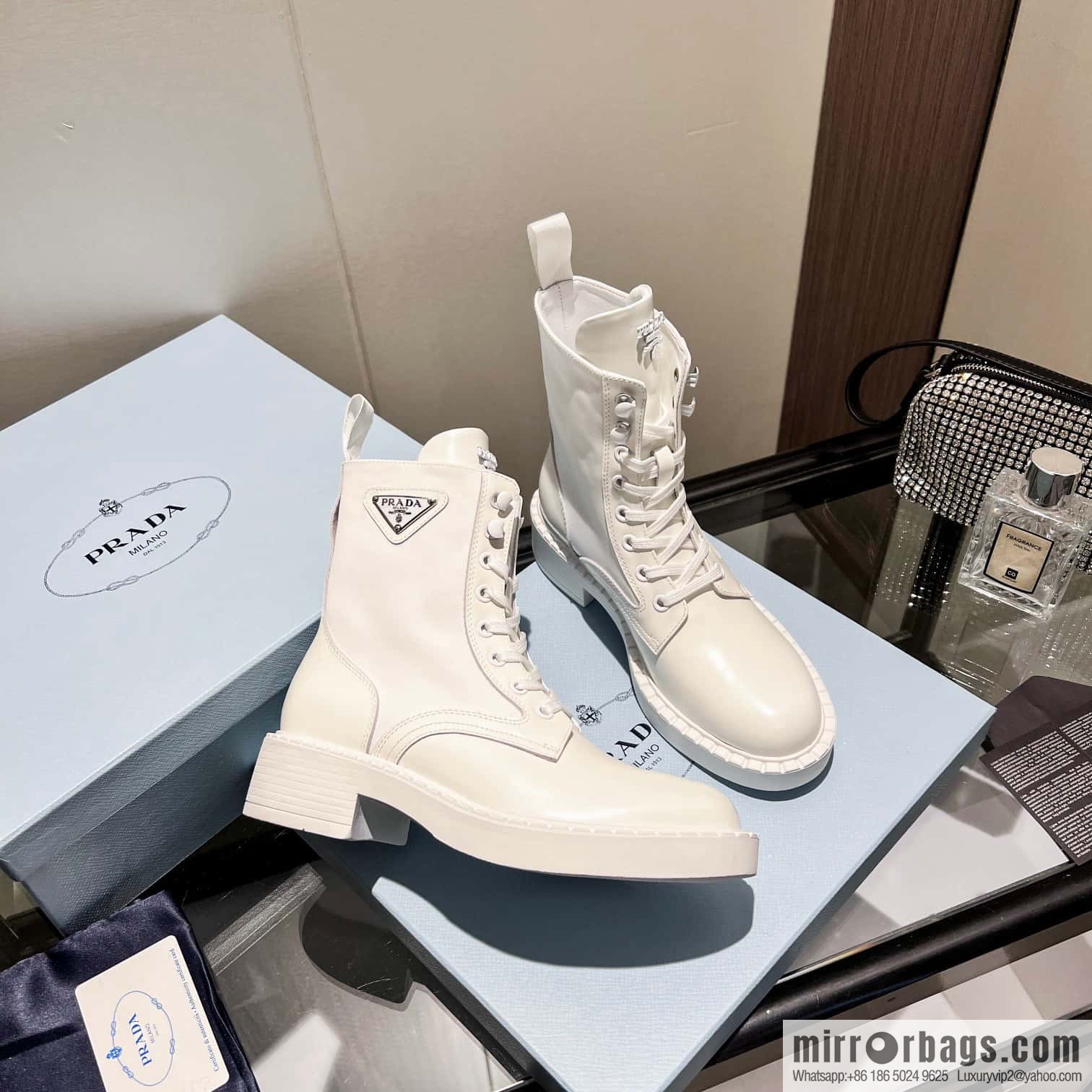 🐰🐰Top 🔝 2022SSS launched Prada boots series 🌲🌲 1 💥 PRADA early autumn and winter catwalk Internet celebrity with the same style