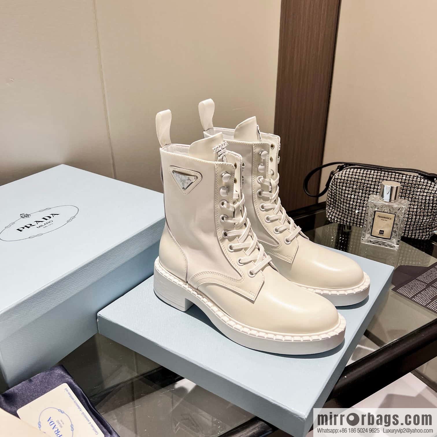 🐰🐰Top 🔝 2022SSS launched Prada boots series 🌲🌲 1 💥 PRADA early autumn and winter catwalk Internet celebrity with the same style