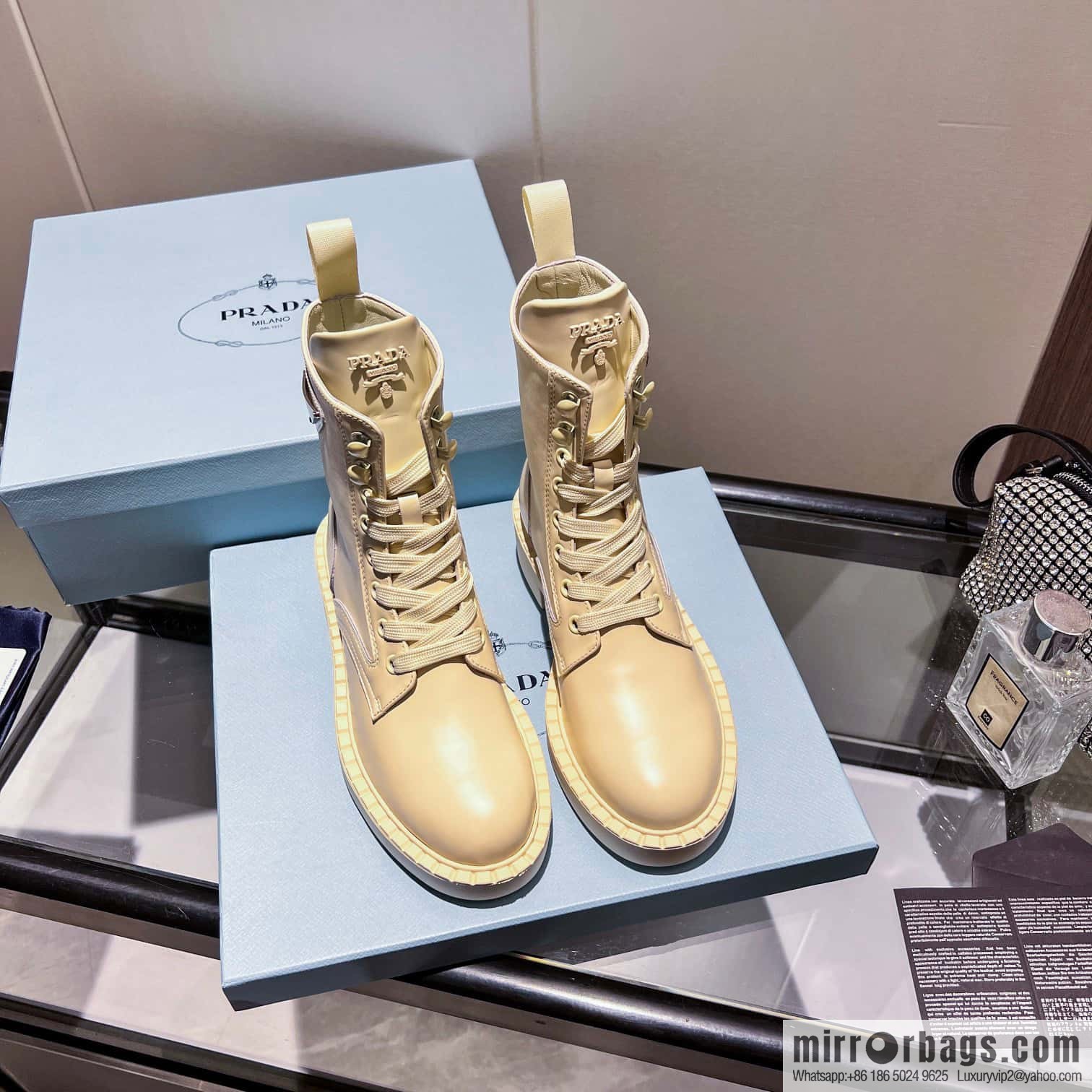 🐰🐰Top 🔝 2022SSS launched Prada boots series 🌲🌲 1 💥 PRADA early autumn and winter catwalk Internet celebrity with the same style