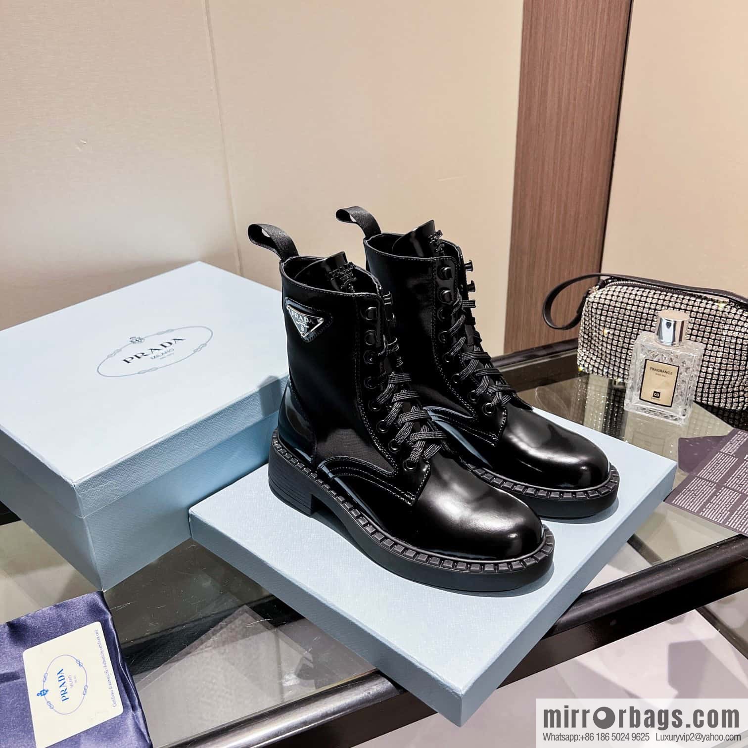 🐰🐰Top 🔝 2022SSS launched Prada boots series 🌲🌲 1 💥 PRADA early autumn and winter catwalk Internet celebrity with the same style