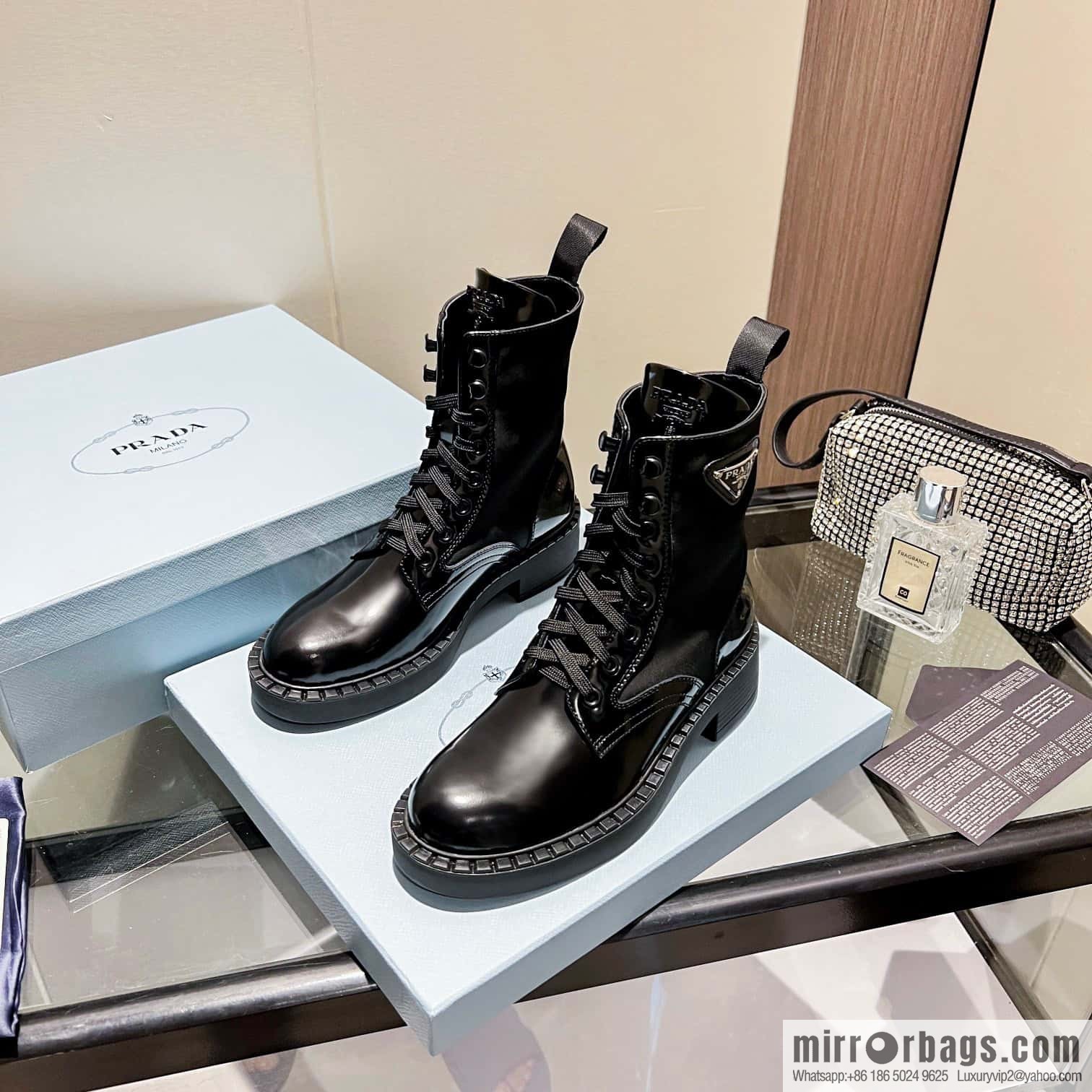 🐰🐰Top 🔝 2022SSS launched Prada boots series 🌲🌲 1 💥 PRADA early autumn and winter catwalk Internet celebrity with the same style