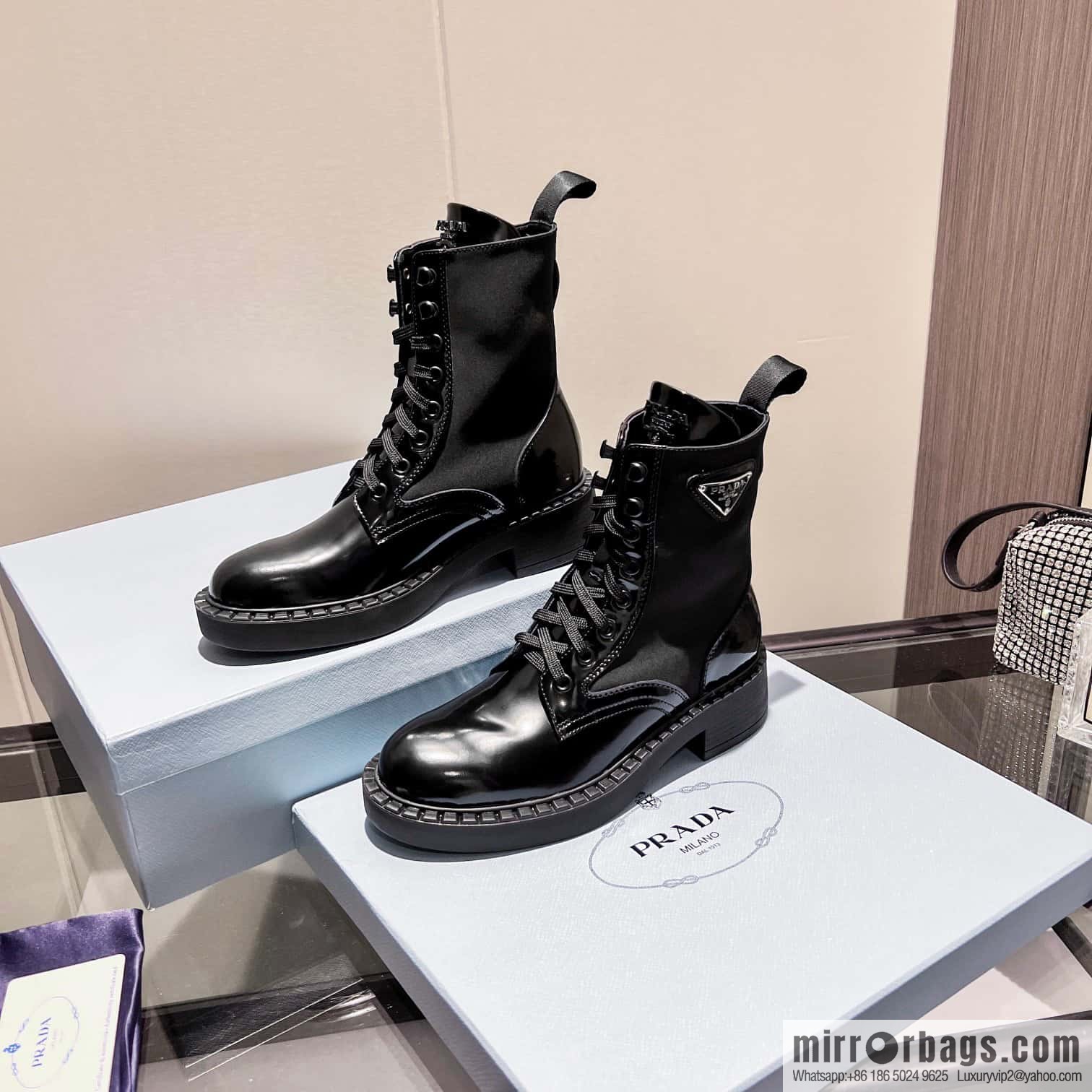 🐰🐰Top 🔝 2022SSS launched Prada boots series 🌲🌲 1 💥 PRADA early autumn and winter catwalk Internet celebrity with the same style