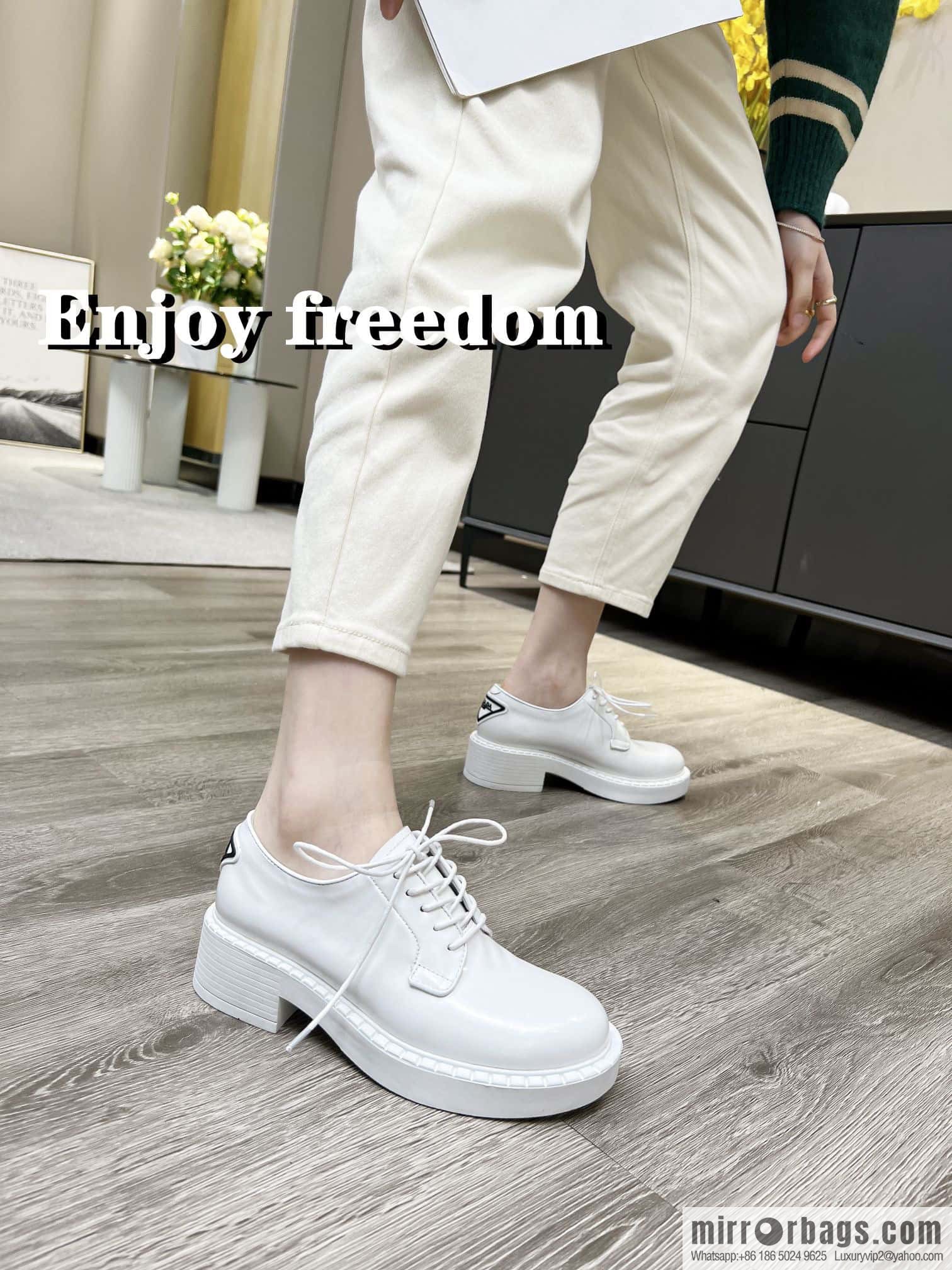 🐰🐰PRADA Prada Spring/Summer 2022 Upgraded Triangle Loafers