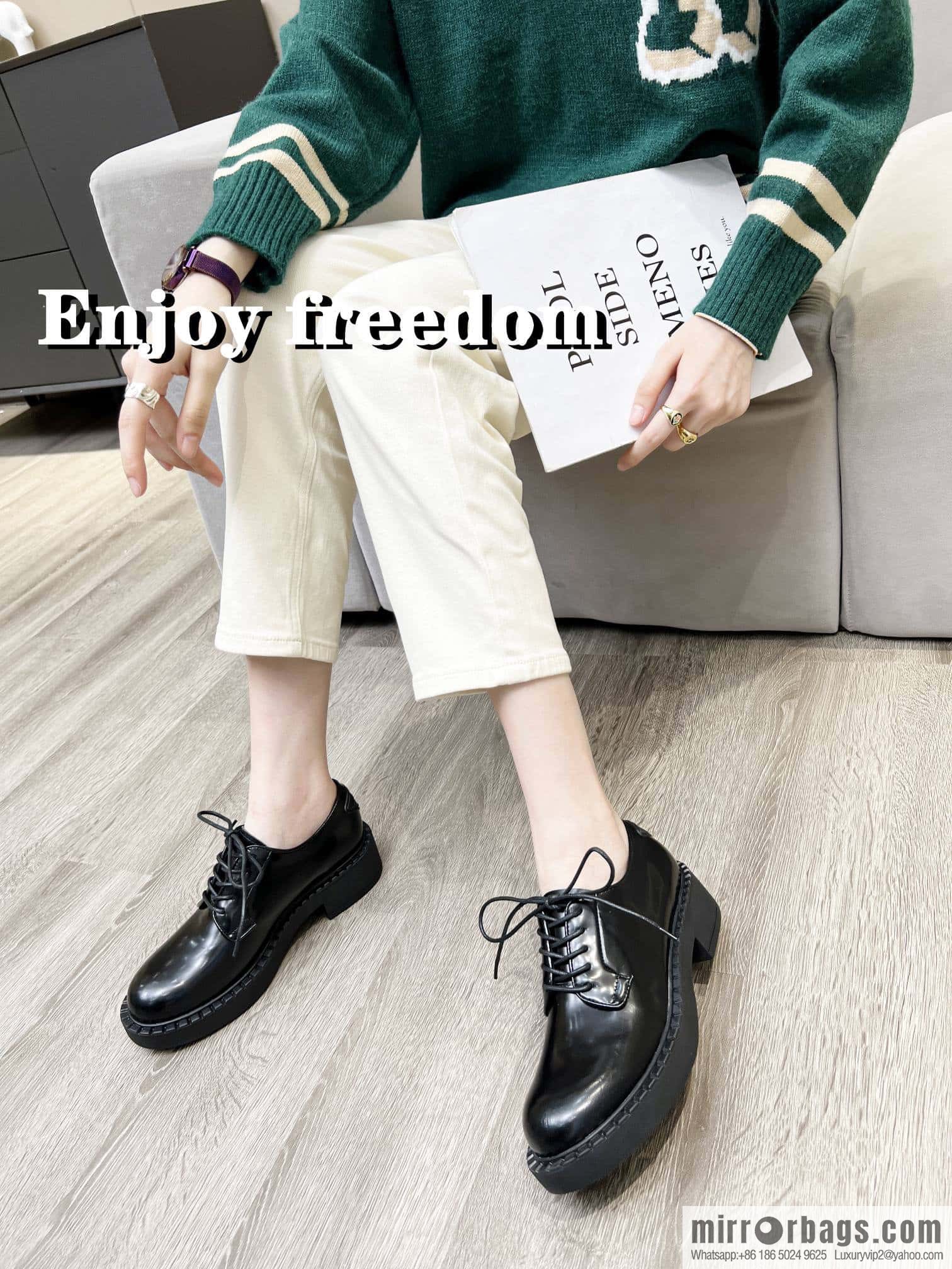 🐰🐰PRADA Prada Spring/Summer 2022 Upgraded Triangle Loafers