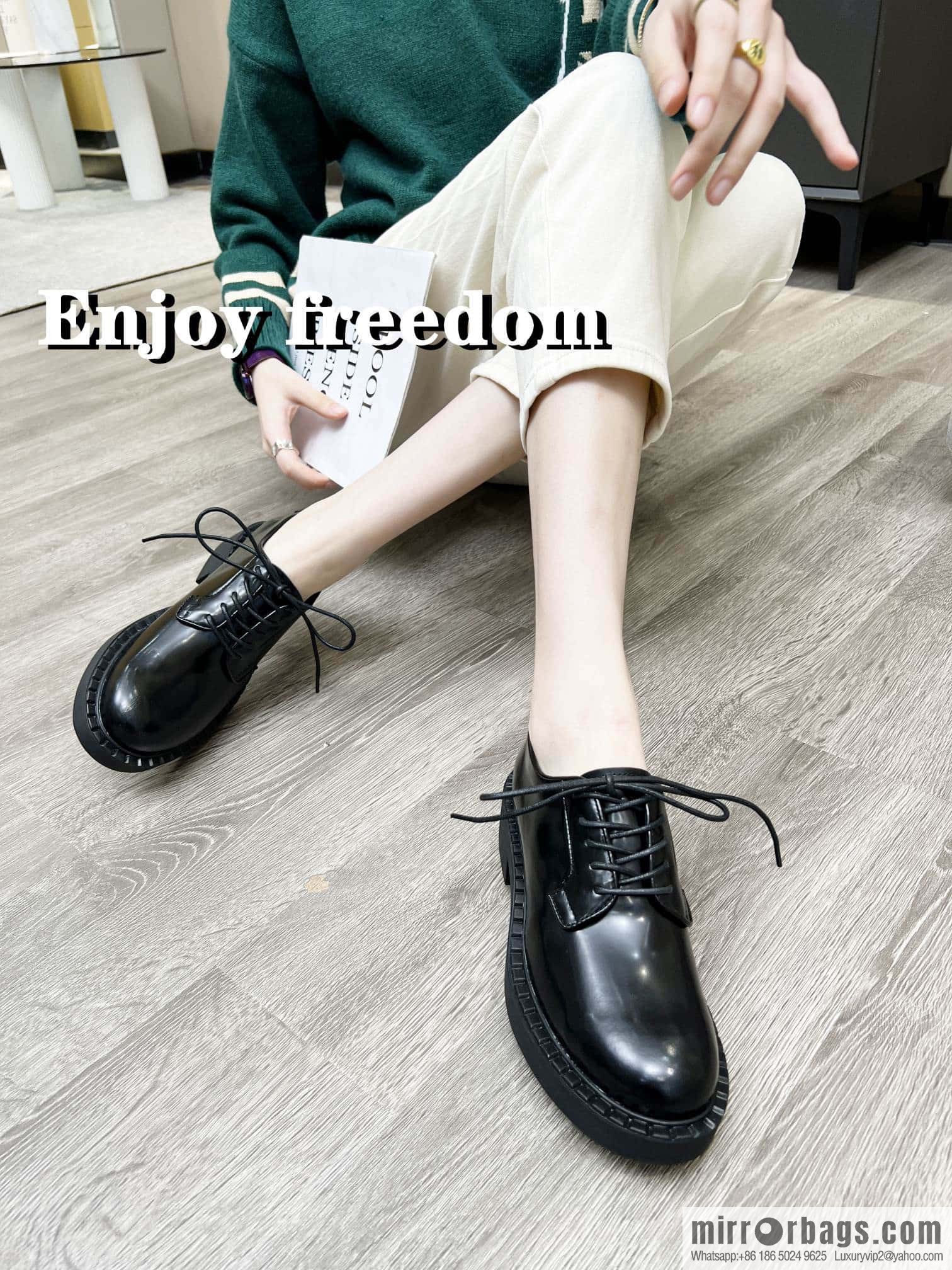 🐰🐰PRADA Prada Spring/Summer 2022 Upgraded Triangle Loafers