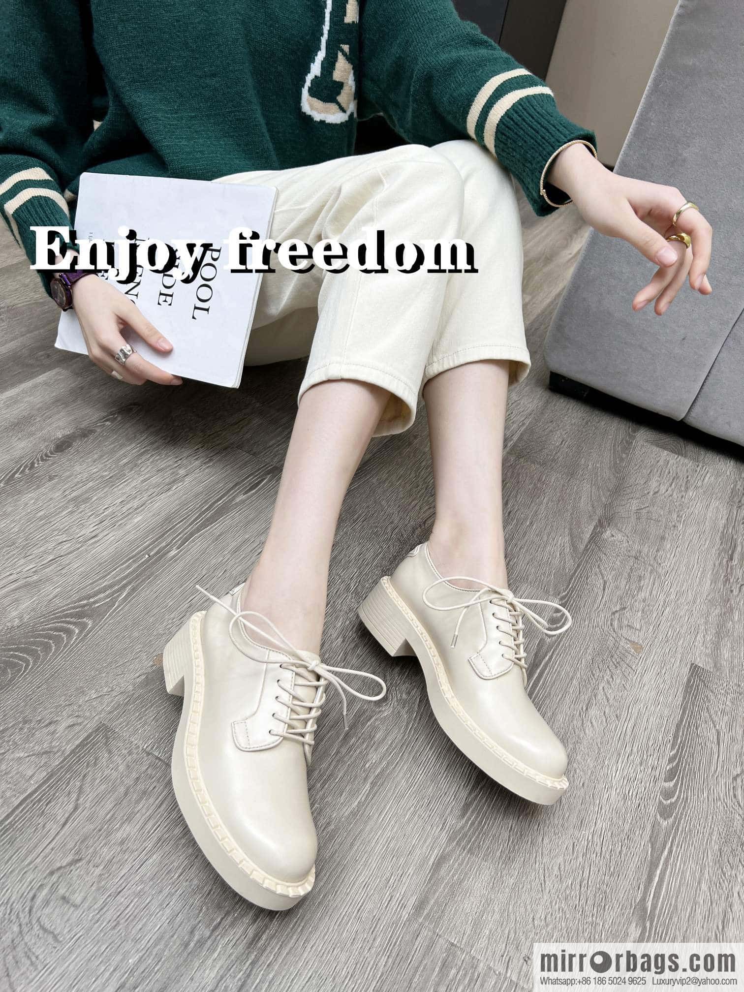 🐰🐰PRADA Prada Spring/Summer 2022 Upgraded Triangle Loafers