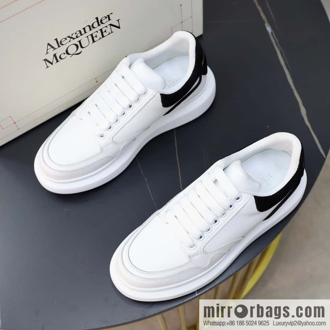🐰🐰Alexander mcqueen/McQueen, couple 👫 classic star explosion versatile white shoes, original outsole