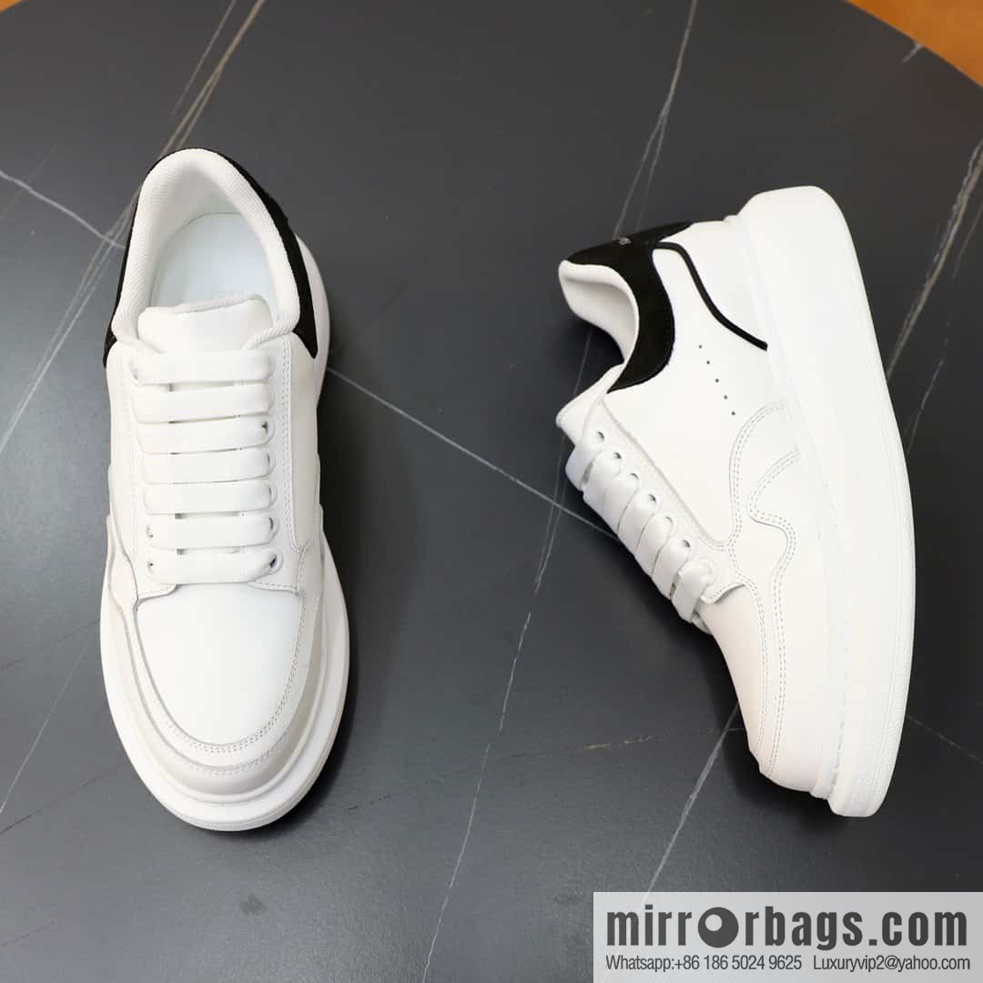 🐰🐰Alexander mcqueen/McQueen, couple 👫 classic star explosion versatile white shoes, original outsole
