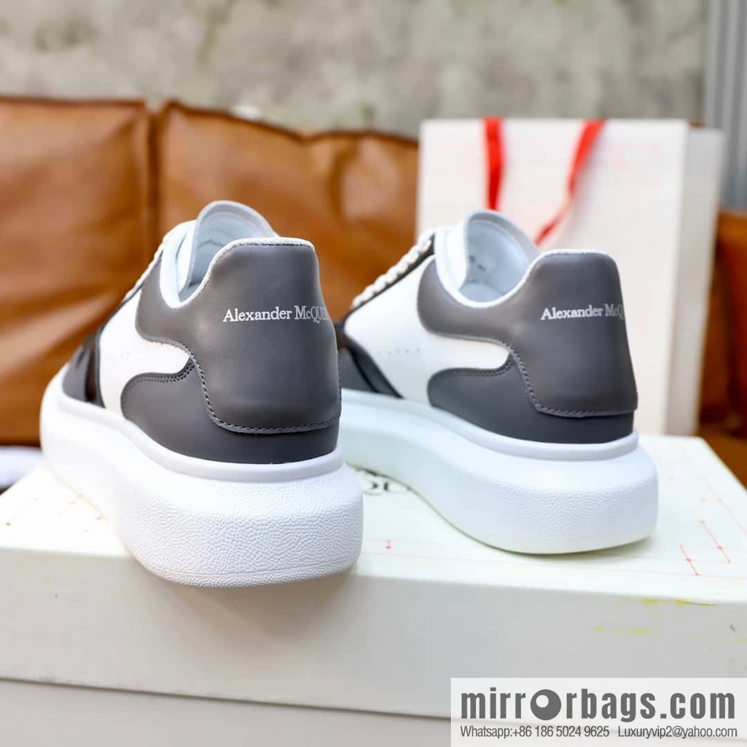 🐰🐰Alexander mcqueen/McQueen, couple 👫 classic star explosion versatile white shoes, original outsole